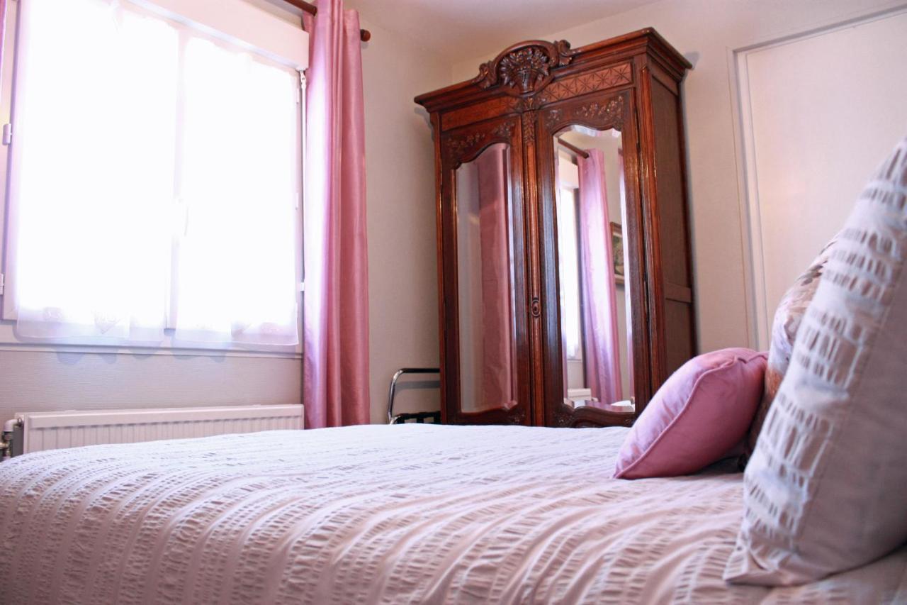 Les Camelias Bed & Breakfast Биник Екстериор снимка