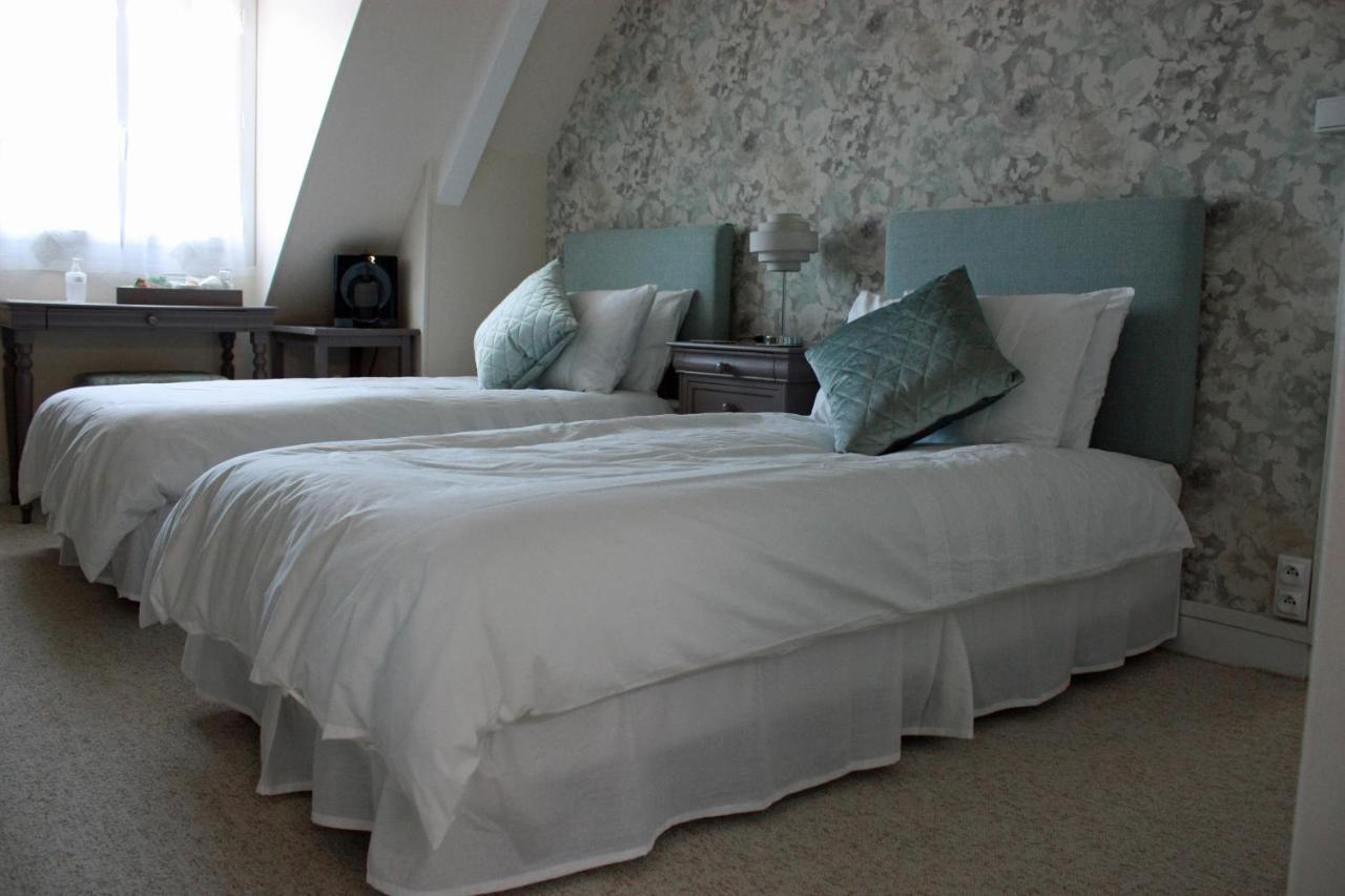 Les Camelias Bed & Breakfast Биник Екстериор снимка