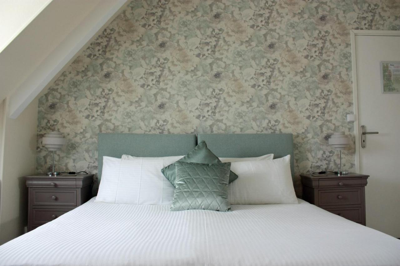 Les Camelias Bed & Breakfast Биник Екстериор снимка