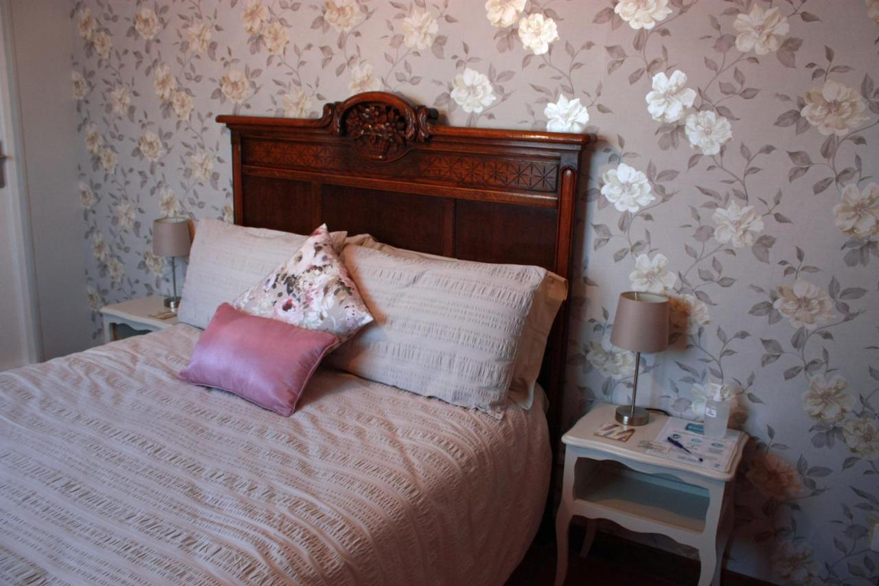 Les Camelias Bed & Breakfast Биник Екстериор снимка